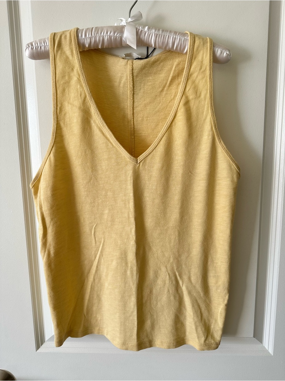 NWT Zara Yellow V-Neck Tank Top Size Small